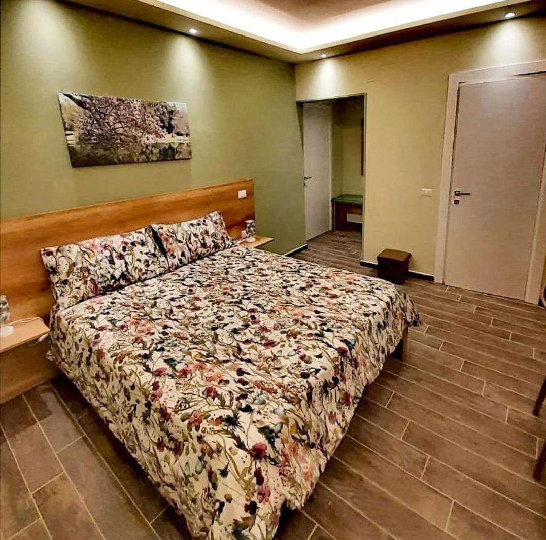L'Oasi Di Venere Bed And Breakfast Caserta Exterior photo